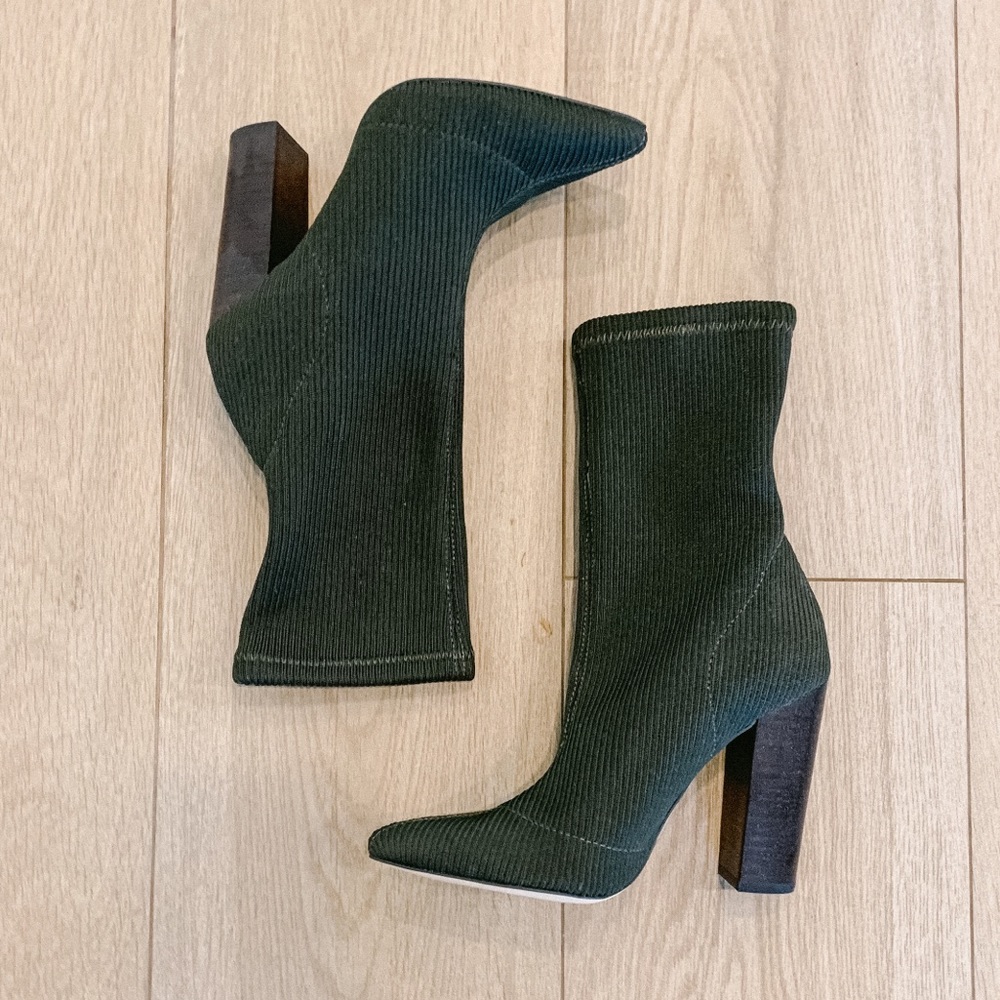 Steve Madden sock boots NIB